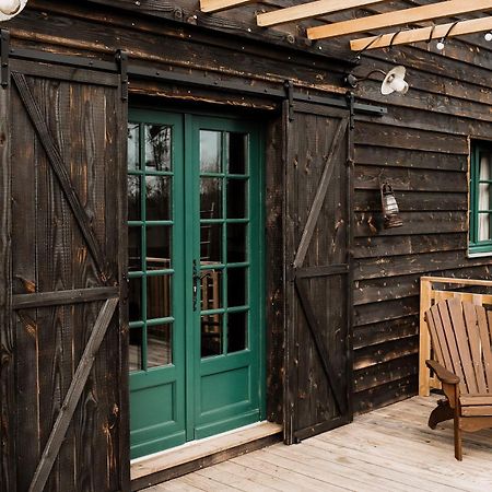 La Ferme Du Pont De Maumy, Cabane Au Bord De L'Etang Et Bain Nordique Busserolles Esterno foto