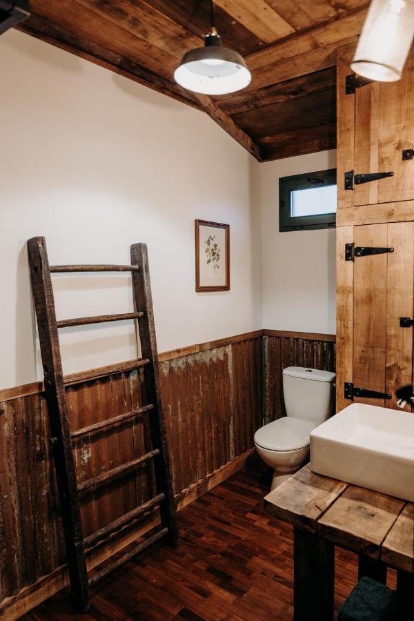 La Ferme Du Pont De Maumy, Cabane Au Bord De L'Etang Et Bain Nordique Busserolles Esterno foto